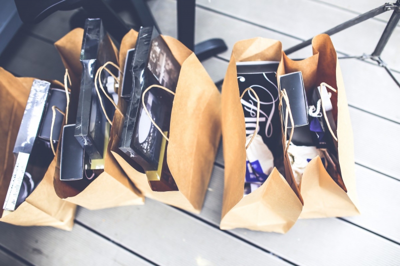 vente-GUILLAUMES-min_shop_shopping_bags_gift_brown_blank_market_product-722676